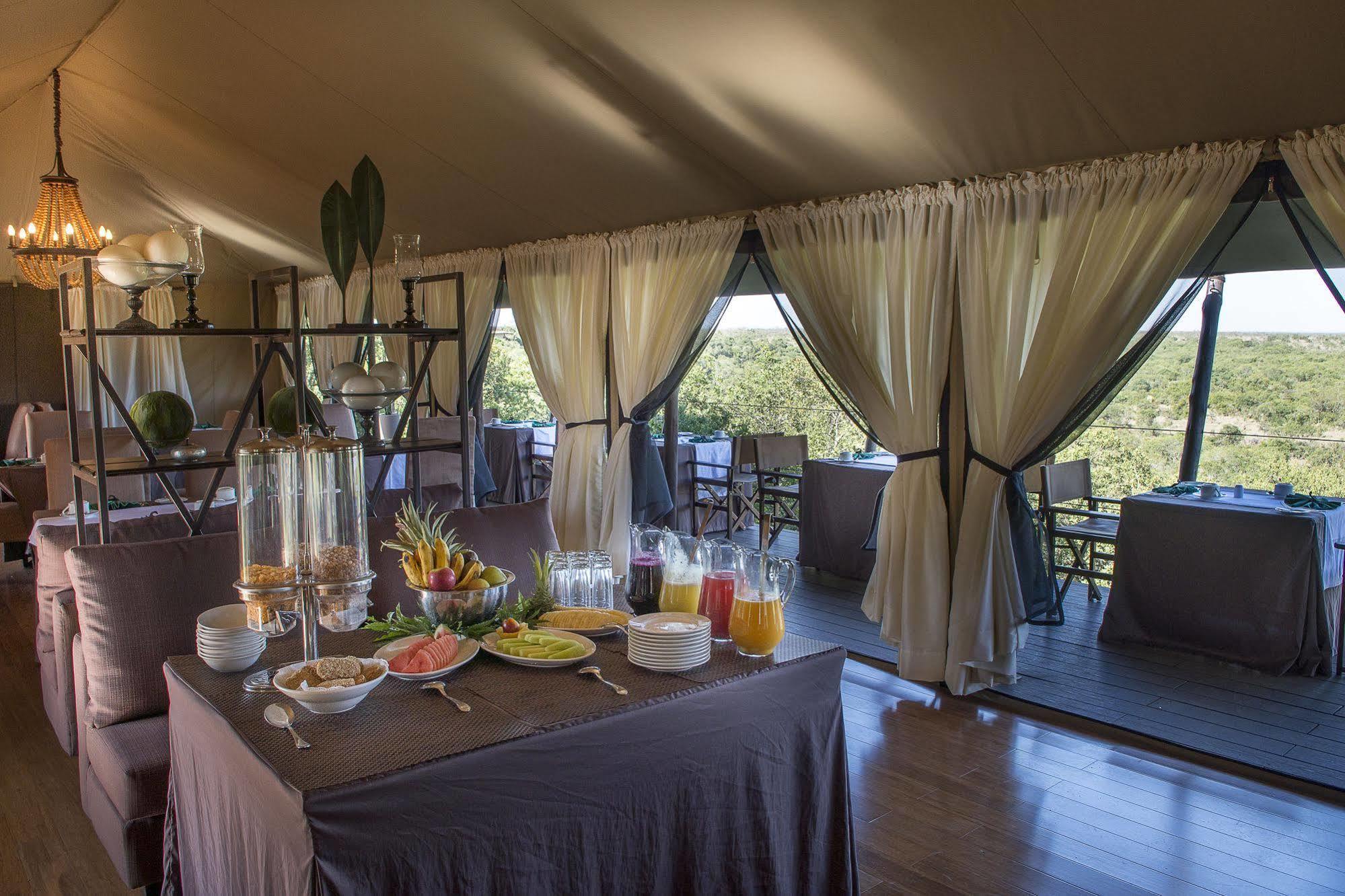 Mutara Camp- Nanyuki Hotell Exteriör bild